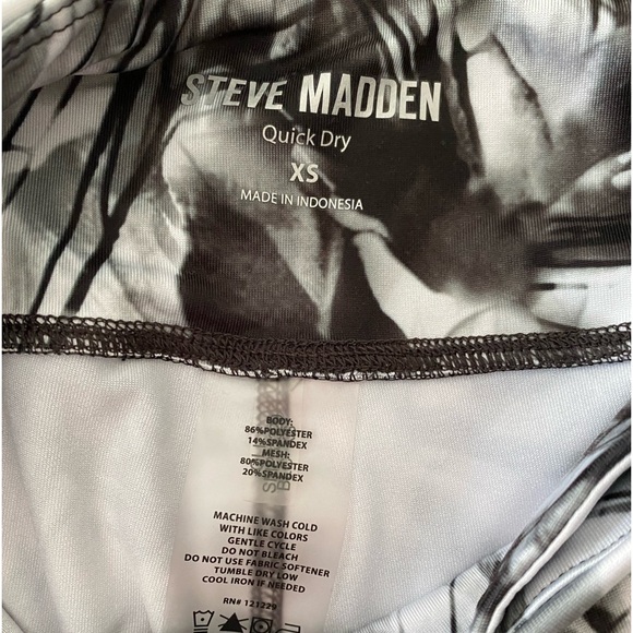 STEVE MADDEN QUICK DRY TIGHTS - Picture 3 of 3